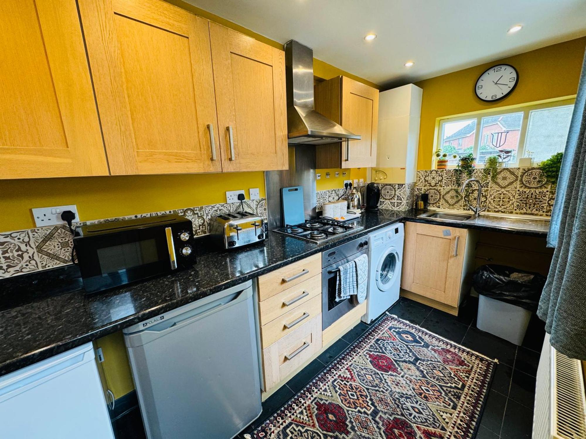 The Cosy Home In Burton. Sleeps 5. Fast Wi-Fi Exterior photo