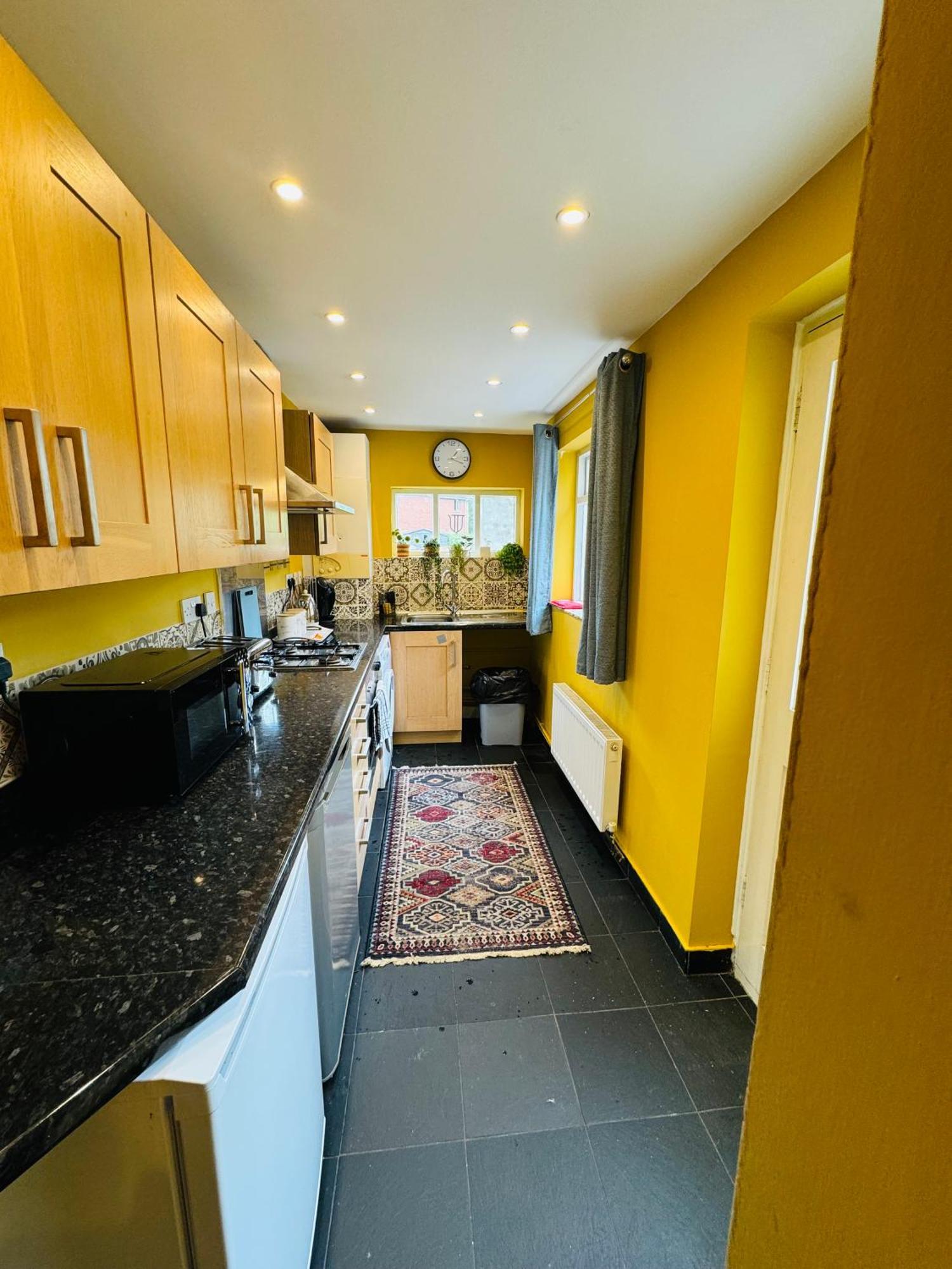 The Cosy Home In Burton. Sleeps 5. Fast Wi-Fi Exterior photo